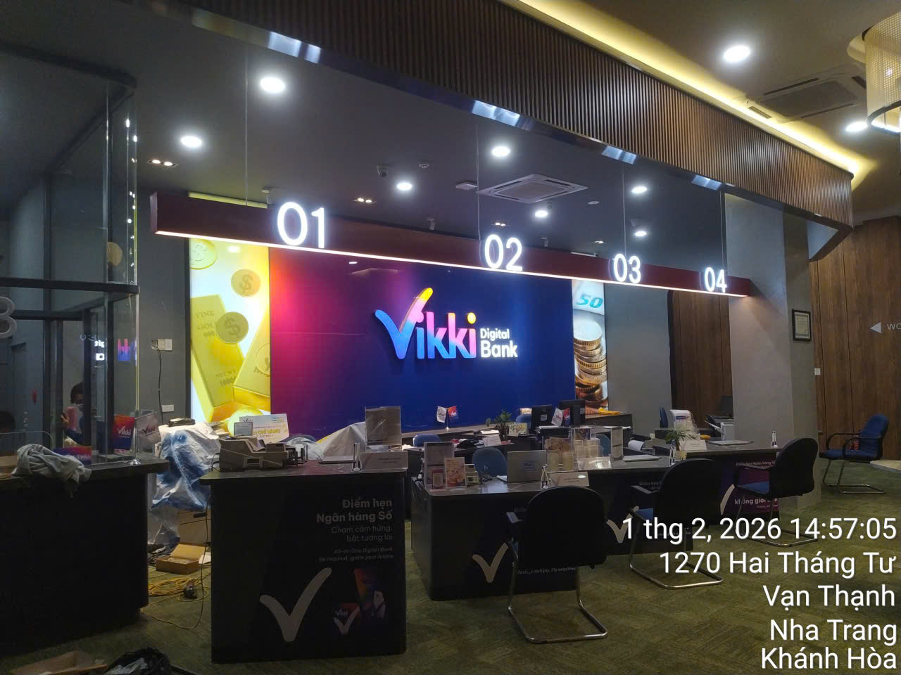 Thi công nhận diện quầy giao dịch Vikki Digital Bank Nha Trang