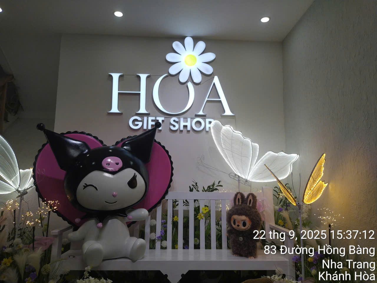 Thi công góc check-in thương hiệu HOA Gift Shop đường Hồng Bàng Nha Trang
